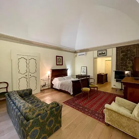 4 Balconi Rooms- Dimora Arditi B&B Lecce Buitenkant foto